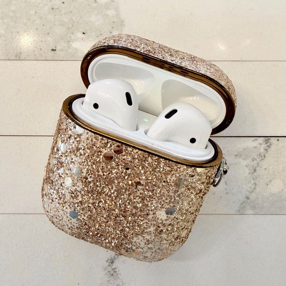 Glittery Gold AirPods (A2031) Case - Picture 2 of 9